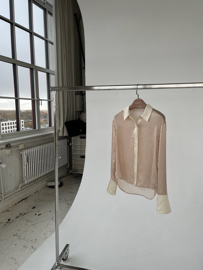 Maison Byrnel Pink Velvet Hanger